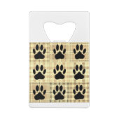 Dog Paw Cartoon Pattern Quilt in Sepia Creditkaart Flessenopener (Achterkant)