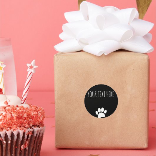 Dog Paw Print Aangepaste Tekst Zwart Ronde Sticker (Feest)