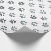 Dog Paw Print Silver Grey White Metallic Faux Foil Cadeaupapier (Hoek)