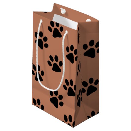 Dog Paw Prints Brown Klein Cadeauzakje (Voorkant Gekanteld)