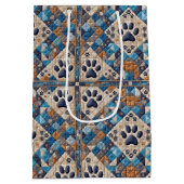 Dog Pawprint Quilt Design Medium Cadeauzakje (Achterkant)