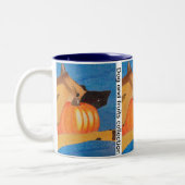Dog paws and pumpkin Two-Tone coffee mug Tweekleurige Koffiemok (Links)