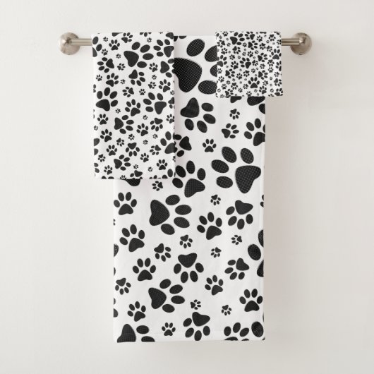 Dog Paws Black and White Polka Dot Bad Handdoek (Insitu)