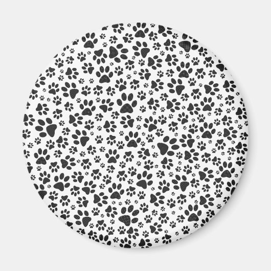 Dog Paws Black and White Polka Dot Magneet (Voorkant)