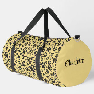 Dog Paws Black and White Polka Dot on butter room Plunjezak