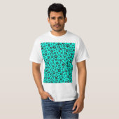 Dog Paws Black and White Polka Dot on vivid cyan T-shirt (Voorkant volledig)