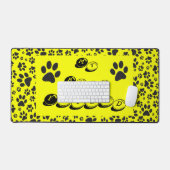 Dog Paws Black and White Polka Dot on yellow Bureaumat (Keyboard & Muis)