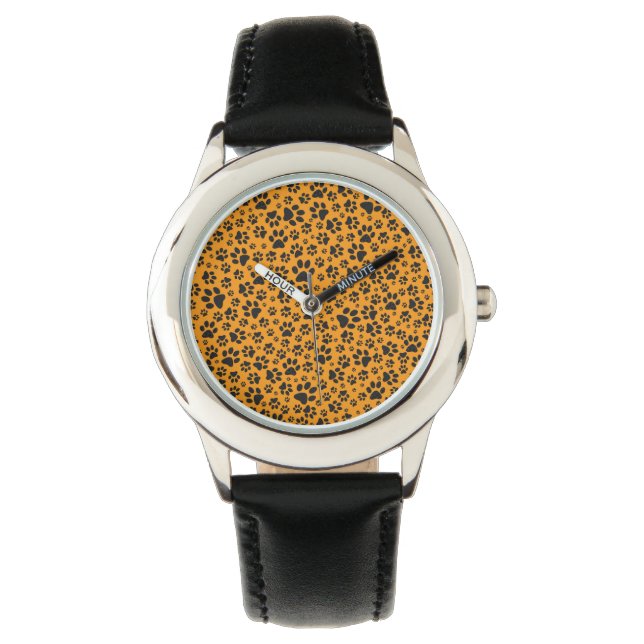Dog Paws Black & White Polka Dot on dahlia orange Horloge (Voorkant)
