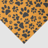 Dog Paws Black & White Polka Dot op dahlia oranje Tissuepapier (Detail)
