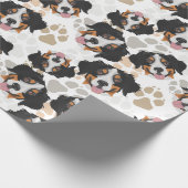 Dog paws patroon Bernese Mountain Dog Cadeaupapier (Hoek)
