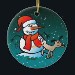 Dog Peeing op een Snowman! Keramisch Ornament<br><div class="desc">Deze stoute hond vond geen betere plek om te plassen! Hij lijkt een beetje teleurgesteld over Kerstmis. Maar hoe zit het met deze arme sneeuwman? Hij zal een volledige makeover nodig hebben en de weg vinden om de gele en slechte geurmerken te laten verdwijnen!</div>