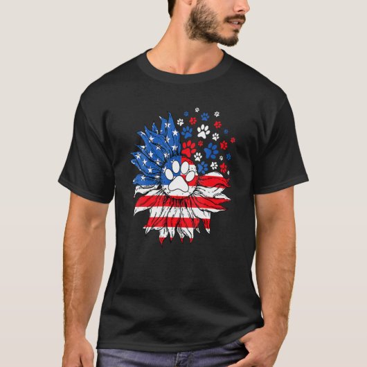 Dog Prints Sunflower American Flag Indepedence Day T-shirt (Voorkant)