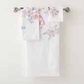 Dog Samoyed en roze bloemen, aangepaste naam Bad Handdoek (Insitu)