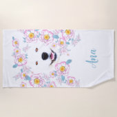 Dog Samoyed en roze bloemen, aangepaste naam Strandlaken (Voorkant)