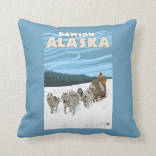 Dog Sledding Scene - Dawson, Alaska Kussen