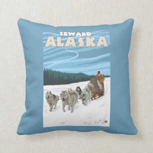 Dog Sledding Scene - Seward, Alaska Kussen