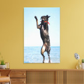 Dog springt in water canvas afdruk (Insitu (Woonkamer))