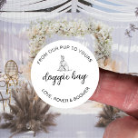 Doggie Dog Treat Pet Wedding Favor Vrijgezellenfee Ronde Sticker<br><div class="desc">Doggie Dog Treat Pet Wedding Favor Vrijgezellenfeest Classic Ronde Sticker</div>