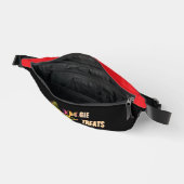 Doggie Treats Logo Novelty Yellow Plaid Red Black Heuptasje (Open)