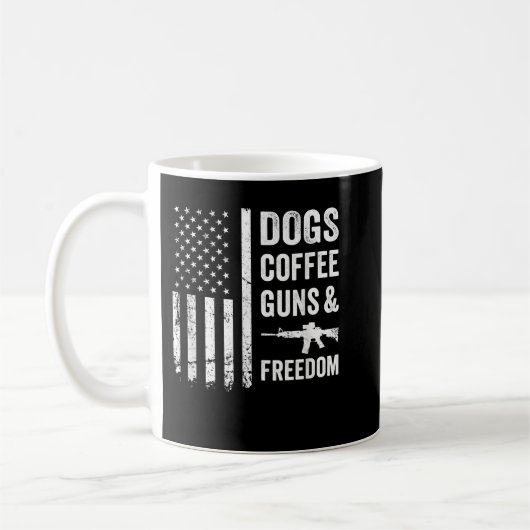 DOGS COFFEE PISTOLEN & FREEDOM - Funny Pro Pistool Koffiemok (Links)