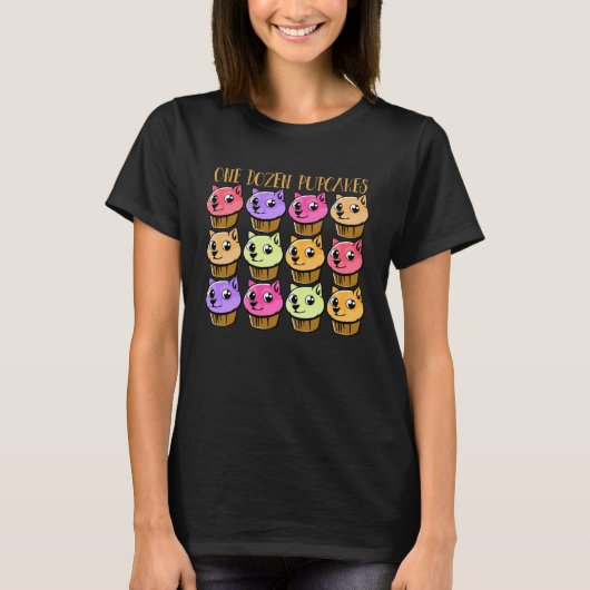DOGS IN CUPCAKE ONE DOZEN PUP CAKES PUPPY CAKES T-SHIRT (Voorkant)
