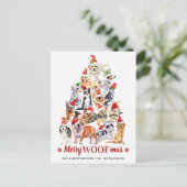 Dogs met de kerstboom van Merry Woofmas-Hondenlief Feestdagenkaart (Staand voorkant)