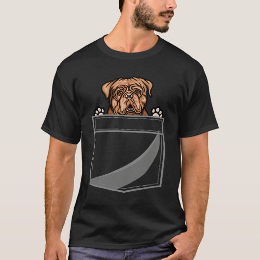 Dogue de Bordeaux In A Pocket T-shirt (Voorkant)