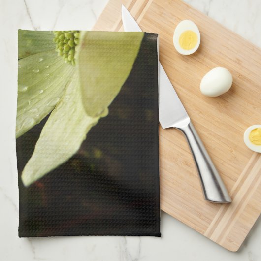 Dogwood and Redwood in Yosemite National Park Theedoek (Quarter Fold)