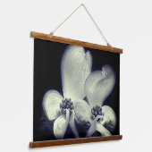 Dogwood Blossom in zwart-wit Hangend Wandkleed (Gebogen)