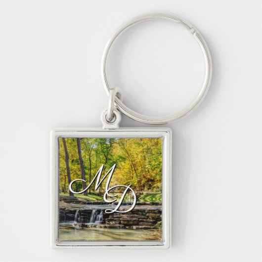 Dogwood Creek Autumn met Monogram Initialen Sleutelhanger (Voorkant)