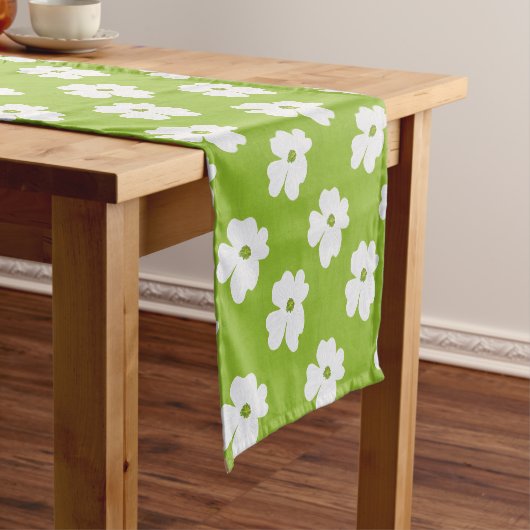 Dogwood Design Table Runner Korte Tafelloper (Voorbeeld)