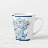 Dogwood Flowers op een kleine Latte Mok (Rechts)