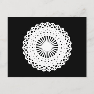 Doily. Witte kant cirkel. Op zwart. Briefkaart