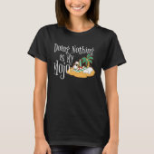 Doing Nothing Is My Mojo Sheep On Beach Drinking M T-shirt (Voorkant)