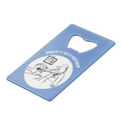 Dokter met stethoscoop cartoon. creditkaart flessenopener (Voorkant Gekanteld)