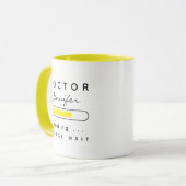 DOKTER [Name] Lading Yellow & White Mok (Voorkant links)