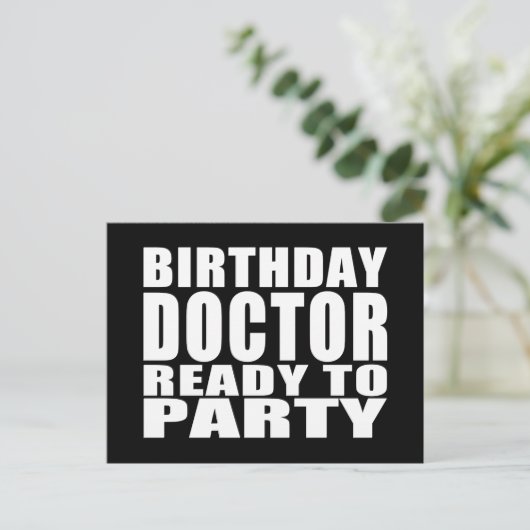 Dokters: Verjaardagsdokter Klaar om te Feesten Uitnodiging Briefkaart (Staand voorkant)