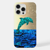 Dolfijn in de zee, glinsterend, met monogram iPhone hoesje (Achterkant)