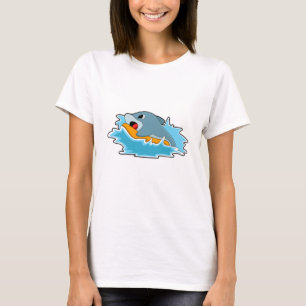 Dolfijnen bij surfen met surfboard t-shirt