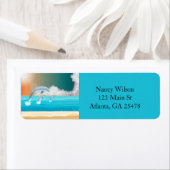 dolfijnen die in de oceaan breken etiket (Insitu)