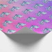 Dolfijnen en bloemen op regenboog achtergrond cadeaupapier (Hoek)