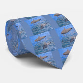 Dolfijnen springen uit de stropdas (Opgerold)