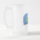 Dolfijnvis aanval van glas van bier matglas bierpul (Links)