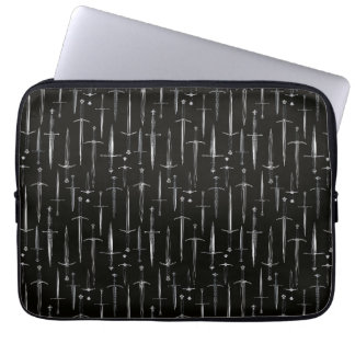 Dolg en Zwaarden herhalend somber patroon Laptop Sleeve