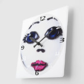 Doll Face Vierkante Klok (Hoek)