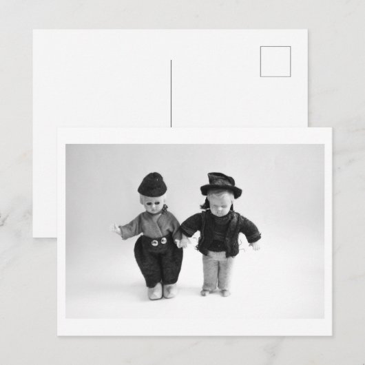 Doll Portrait - Jumping dolls Briefkaart (Voorkant / Achterkant)