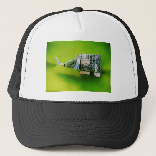 Dollar bill origami Elephant on Green background Trucker Pet (Voorkant)