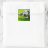 Dollar bill origami Elephant on Green background Vierkante Sticker (Tas)