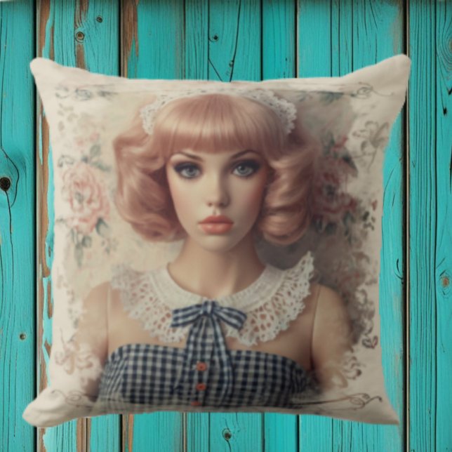  Dollcore Meisje met Ivoren Rand Kussen (Creator heeft geüpload)