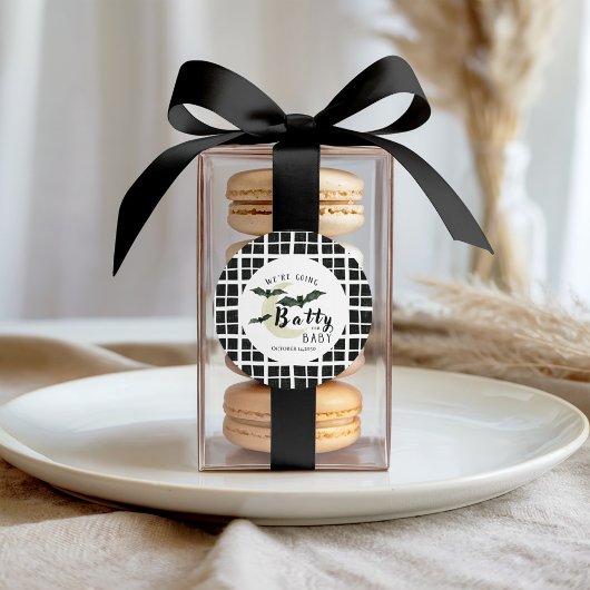 Dolle pret met baby geruite bat en maan baby showe ronde sticker